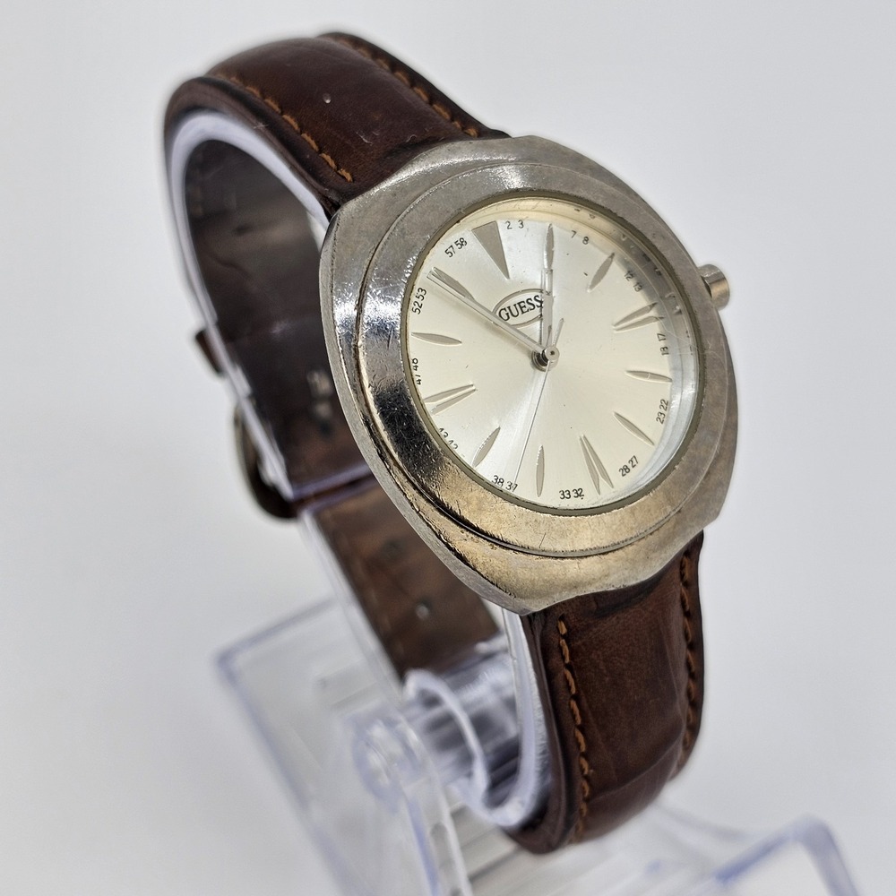 VTG Guess Women's Watch 32MM Gray Dial Brown Leather Bands New Battery - Picture 3 of 13